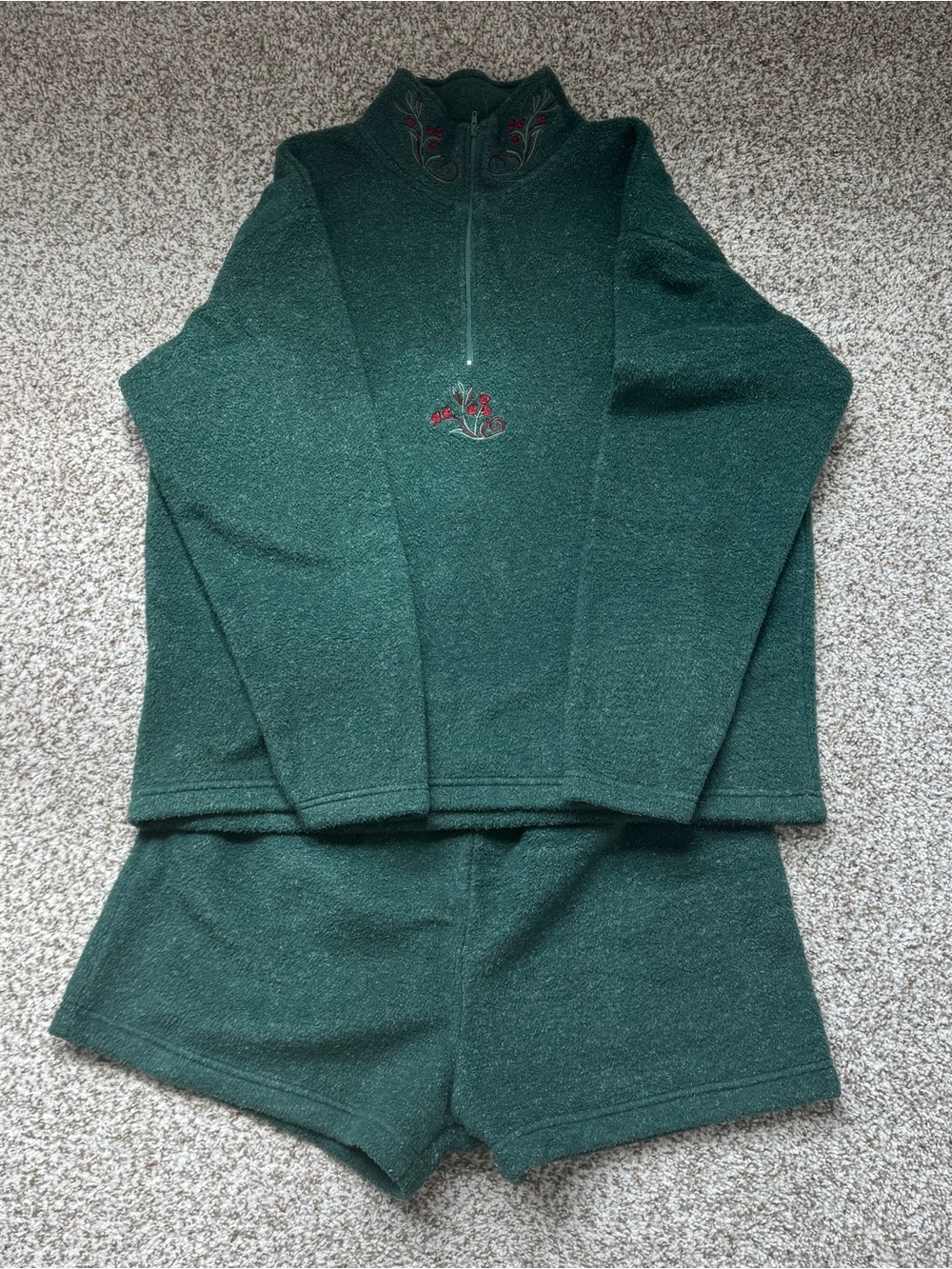 VTG Victoria's Secret Country Fleece Shorts Set Green M Embroidered